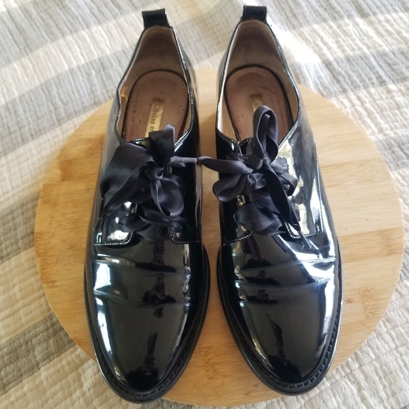 Louise et Cie | Patent Leather Loafers - Picture 4 of 12
